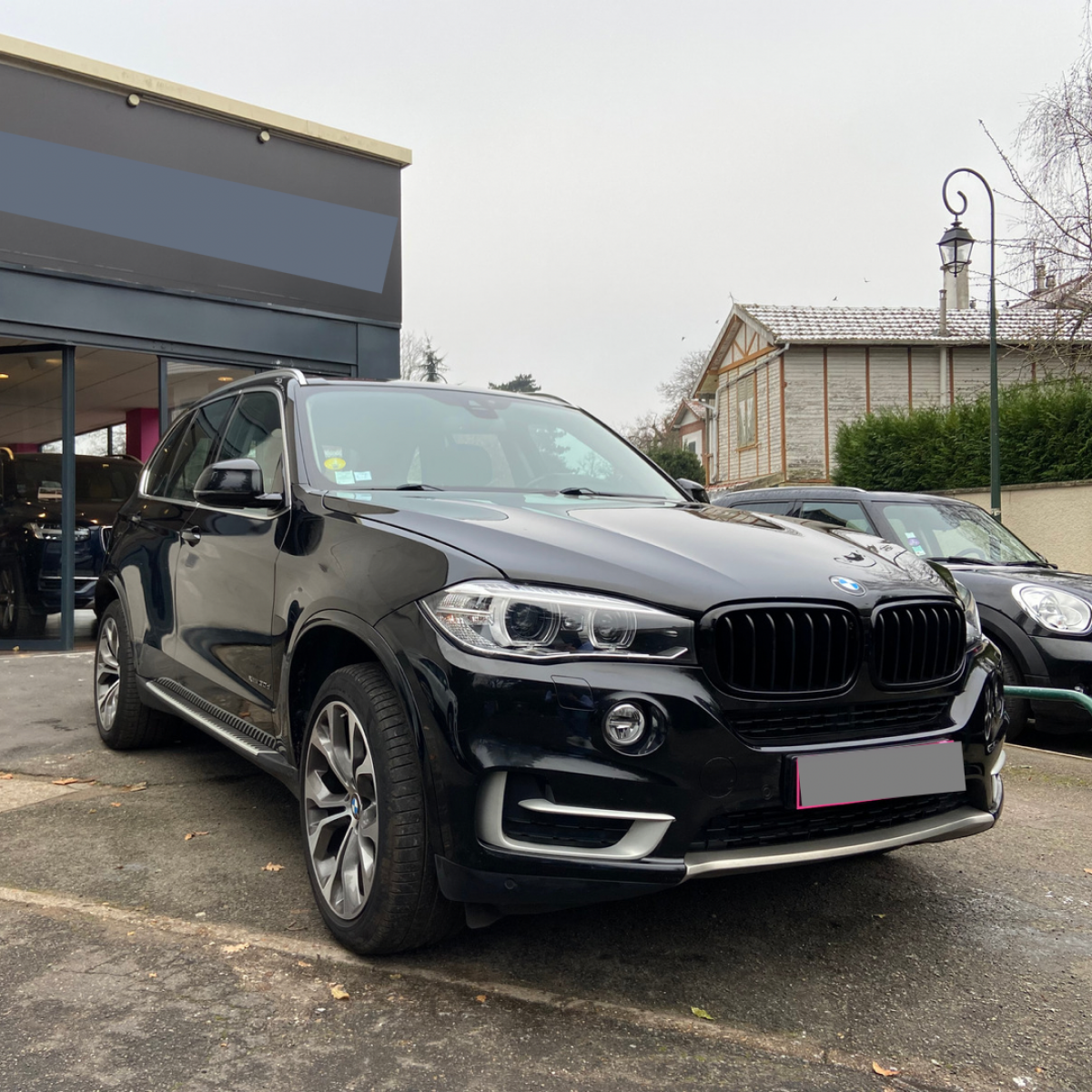 Acheter un SUV d'occasion dans une agence automobile près de Saint-Cloud dans le 92